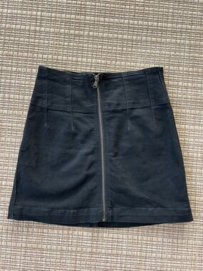 We The Free Front Zipper Black Denim Skirt, Size 26